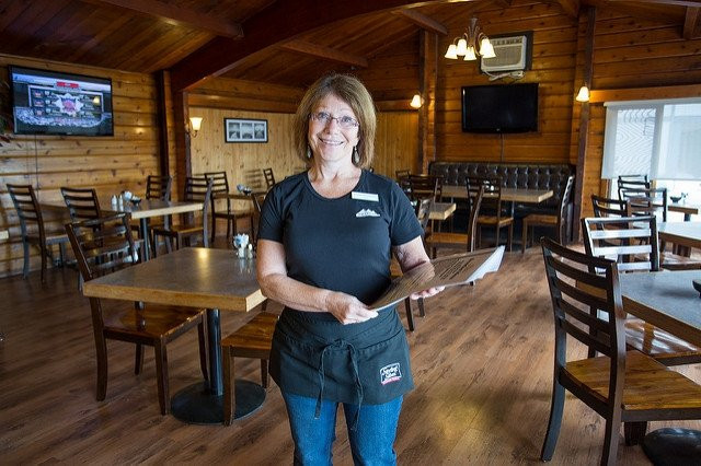 The Chalet Motel主图