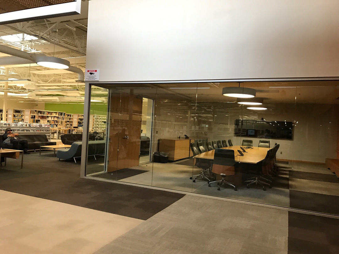 McAllen Public Library-麦卡伦必去景点