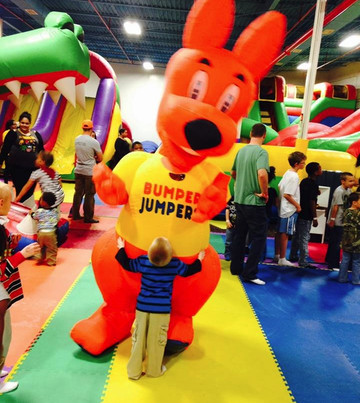 Bumper Jumpers-戈尔兹伯勒必去景点