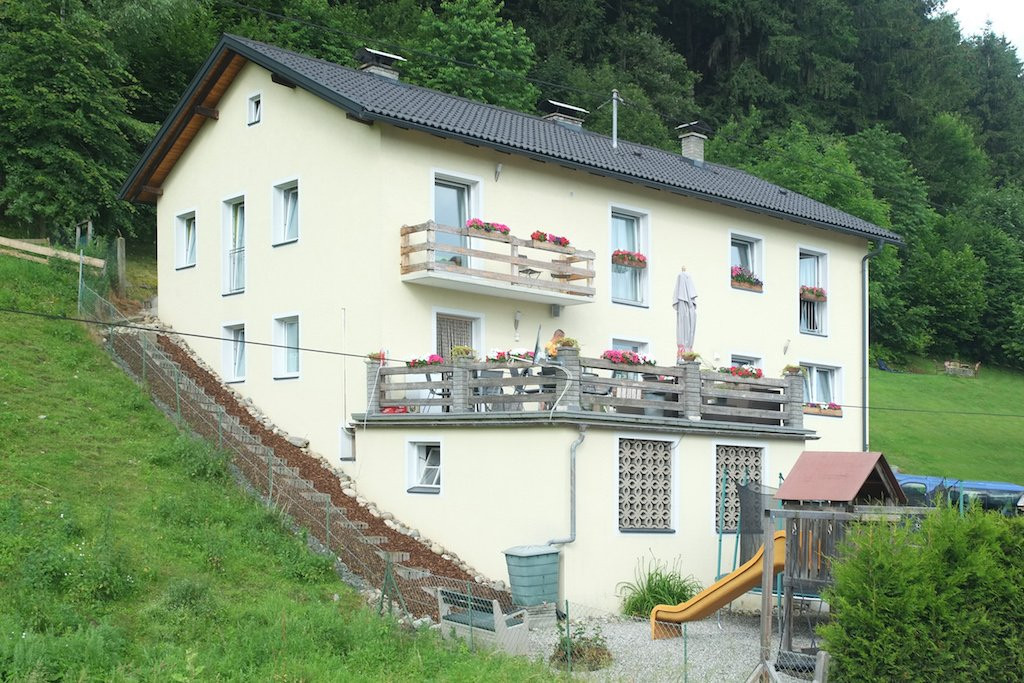 Feffernitz酒店住宿-Haus Kathan