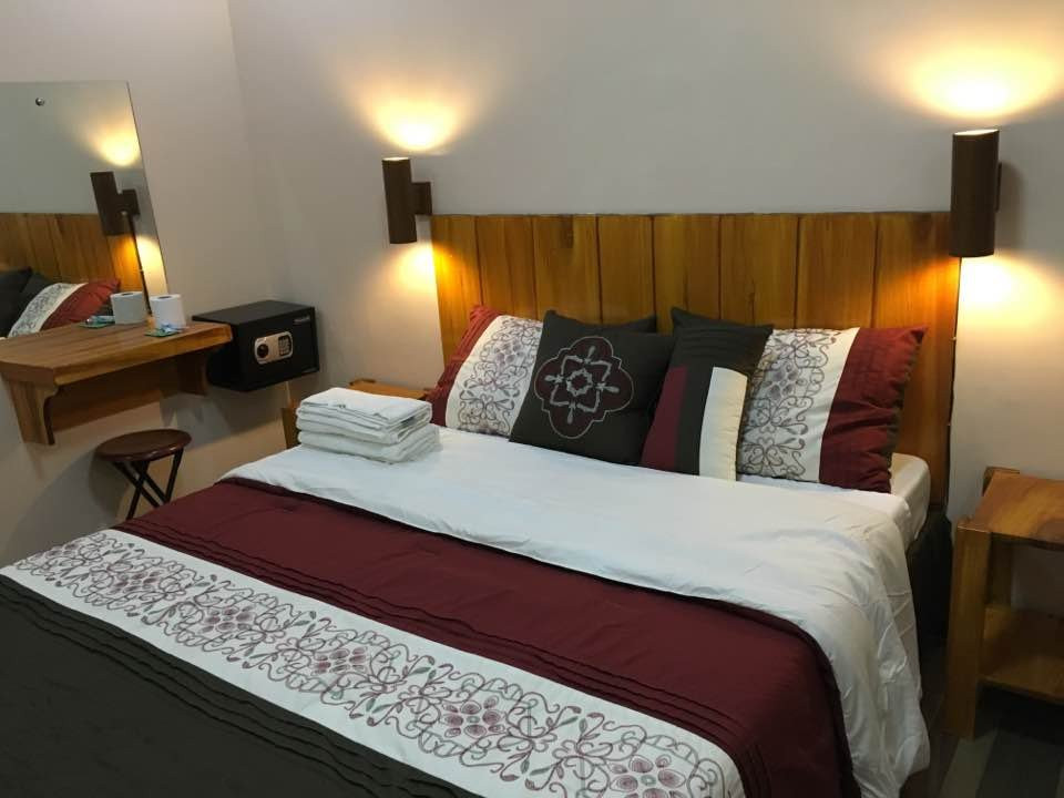 Diamond Hotel & Resto主图