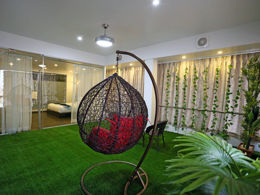 Palette - Silver Leaf主图