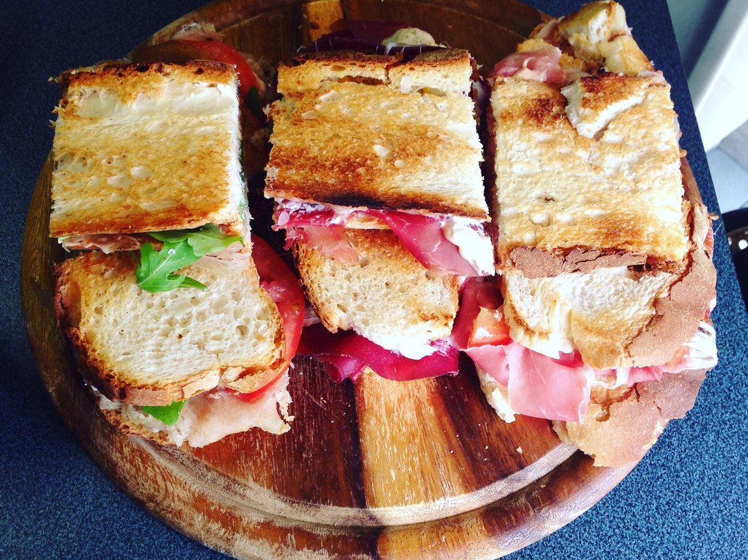MARINO IL PANINO-纳维廖河畔切尔努斯科必去景点