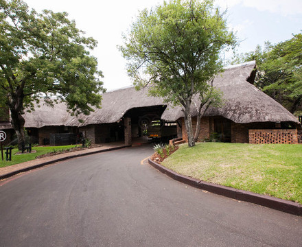 Ledig酒店住宿-巴库蓬布什旅馆