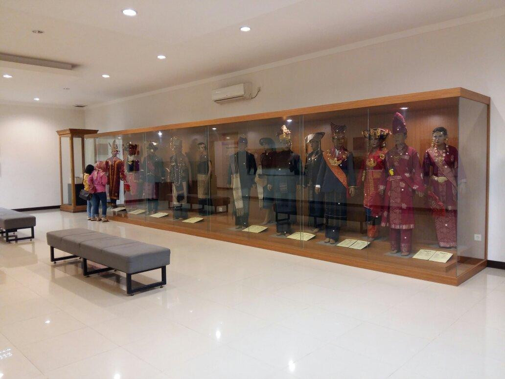 Museum Gedung Arca (Museum Negeri Provinsi Sumatra Utara)-棉兰必去景点