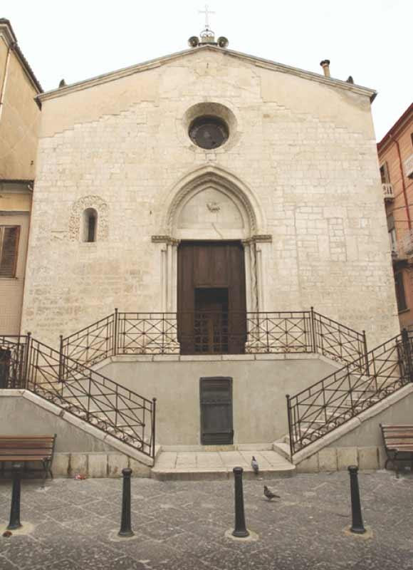 Chiesa di San Leonardo-坎波巴索必去景点