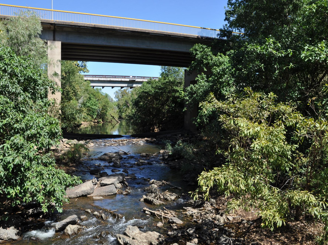 Adelaide River Railway Bridg景点图片