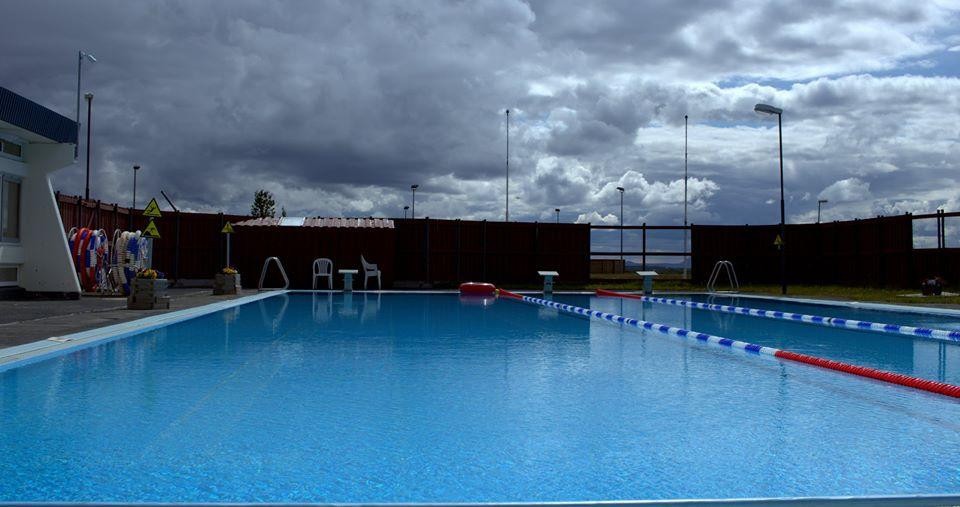 IMS Sport Center and Thermal pool-米湖必去景点