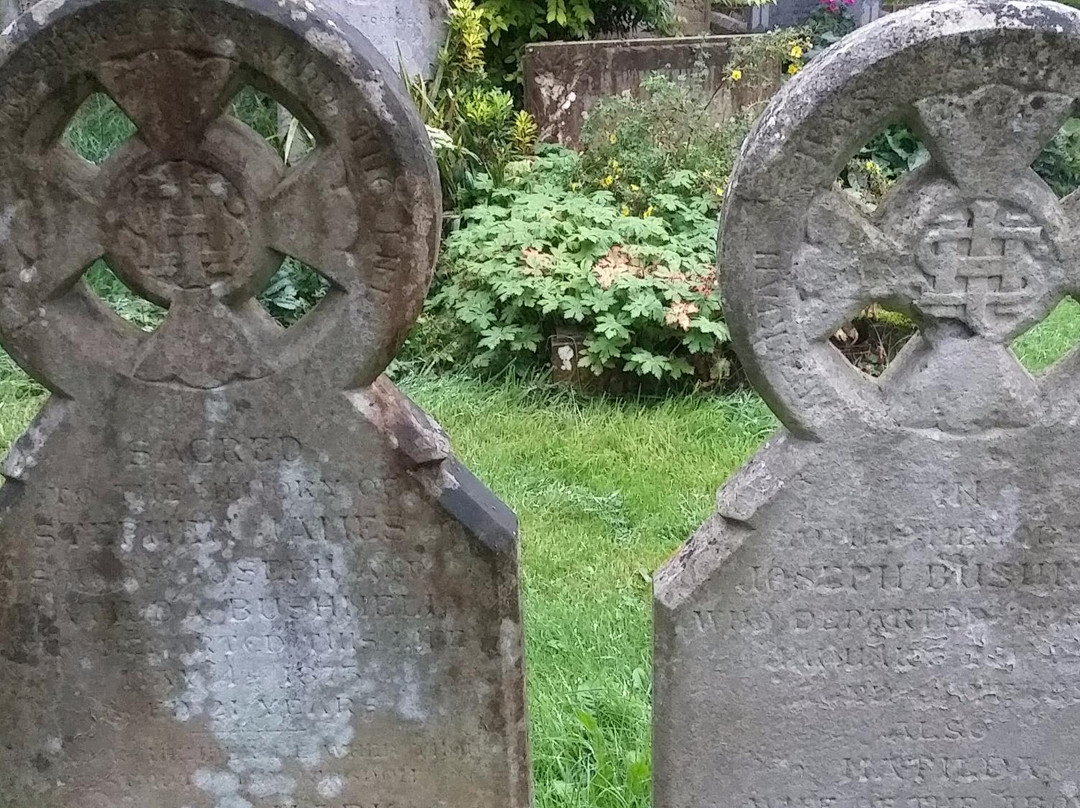 Holy Trinity Church Headington Quarry景点图片