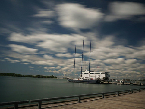 皇后西街-多伦多必去景点