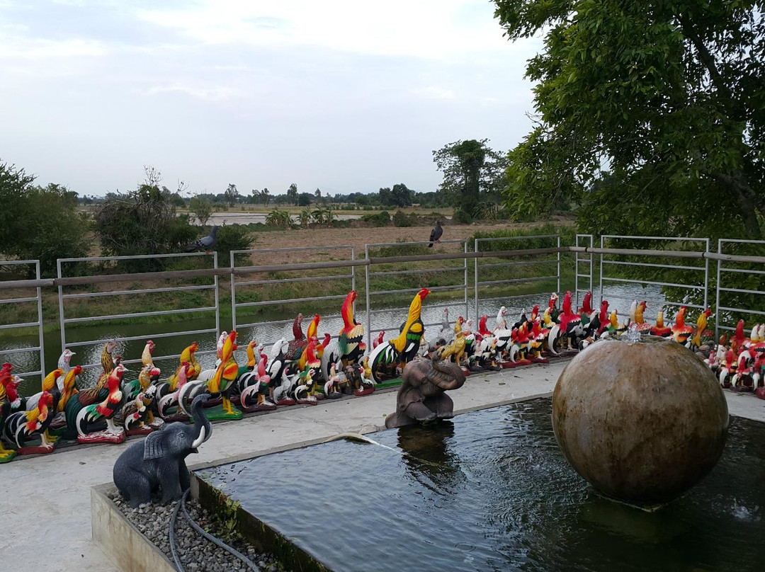 Indra Statue-因武里必去景点