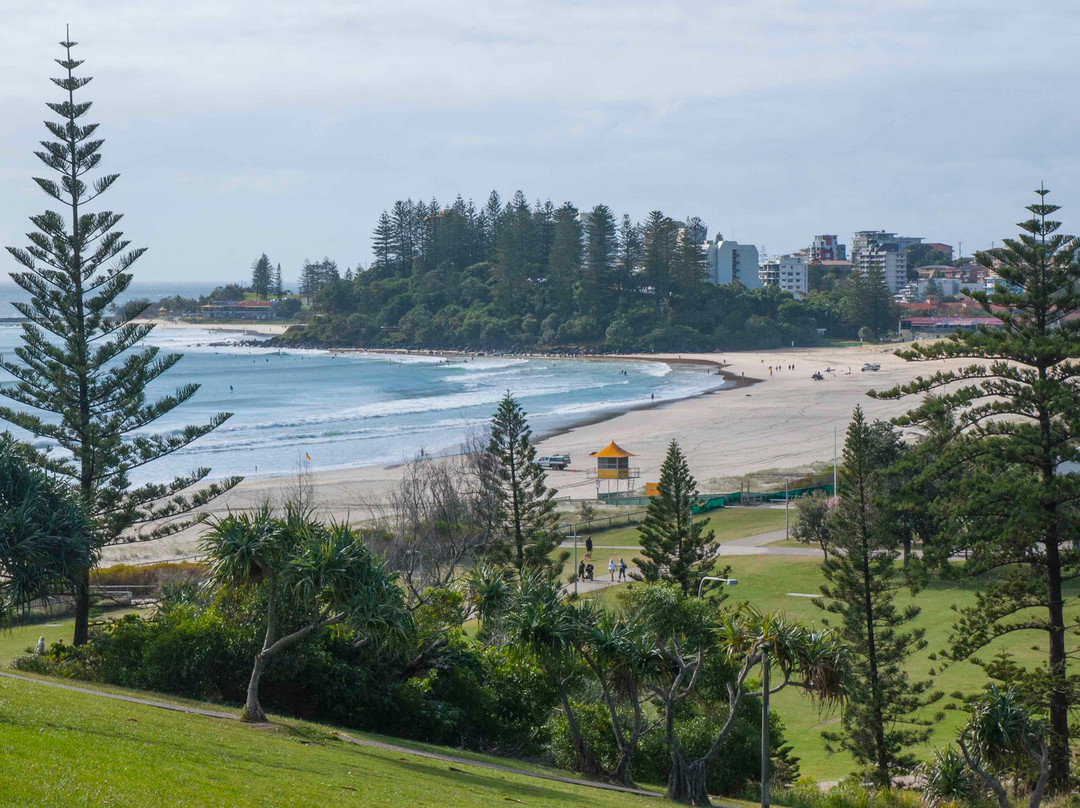 季拉海滩-库伦加塔必去景点