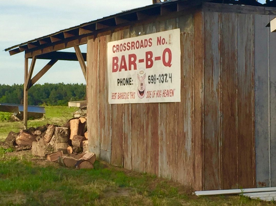 Avera餐馆和美食-Crossroads BBQ