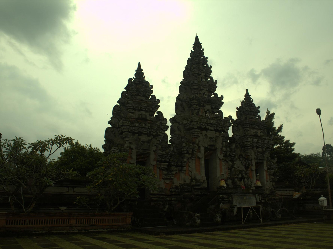 Pura Mandara Giri Semeru Agung景点图片