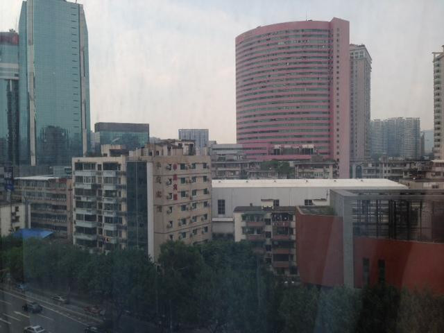 桔子酒店(广州区庄地铁站店)主图