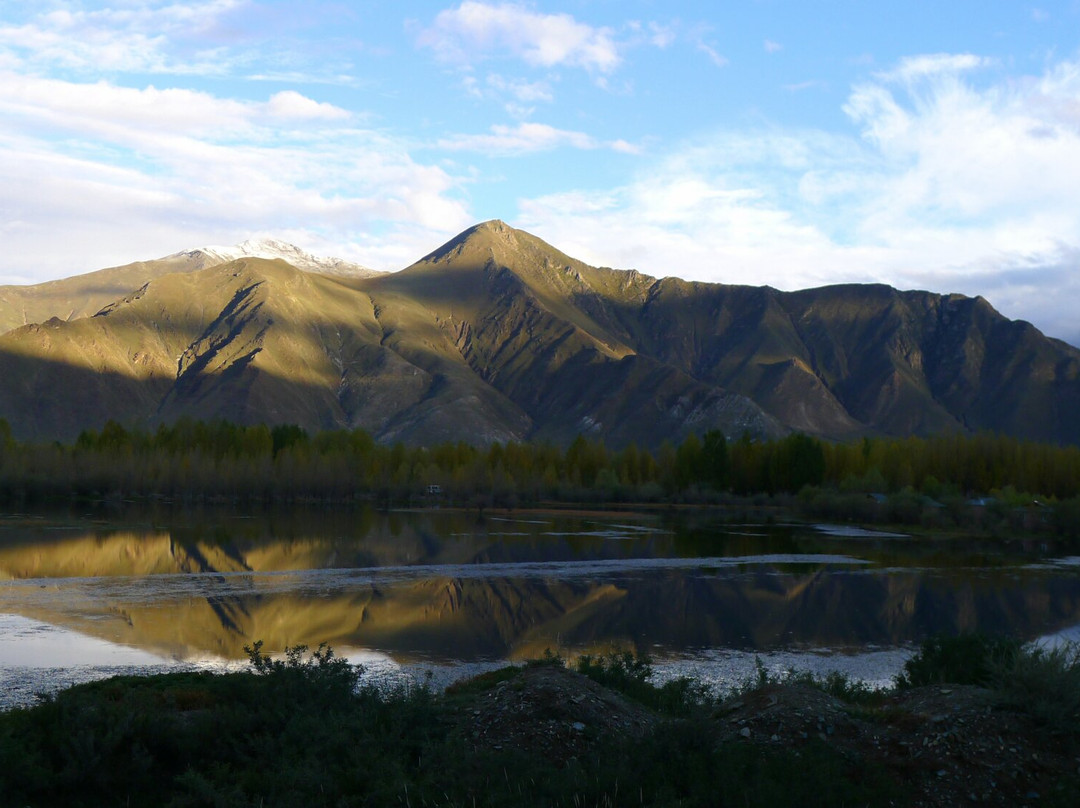 雅砻风景名胜区-乃东县必去景点