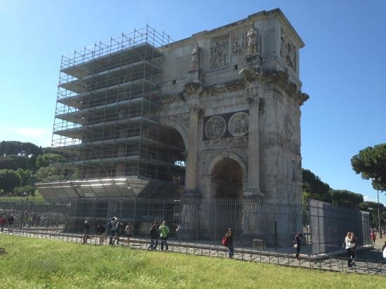 康斯坦丁拱门-罗马必去景点