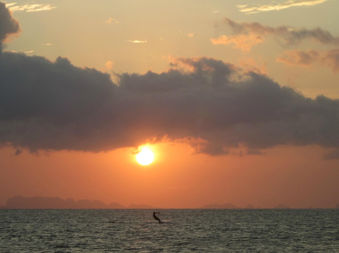 Breeze Kiteboarding景点图片