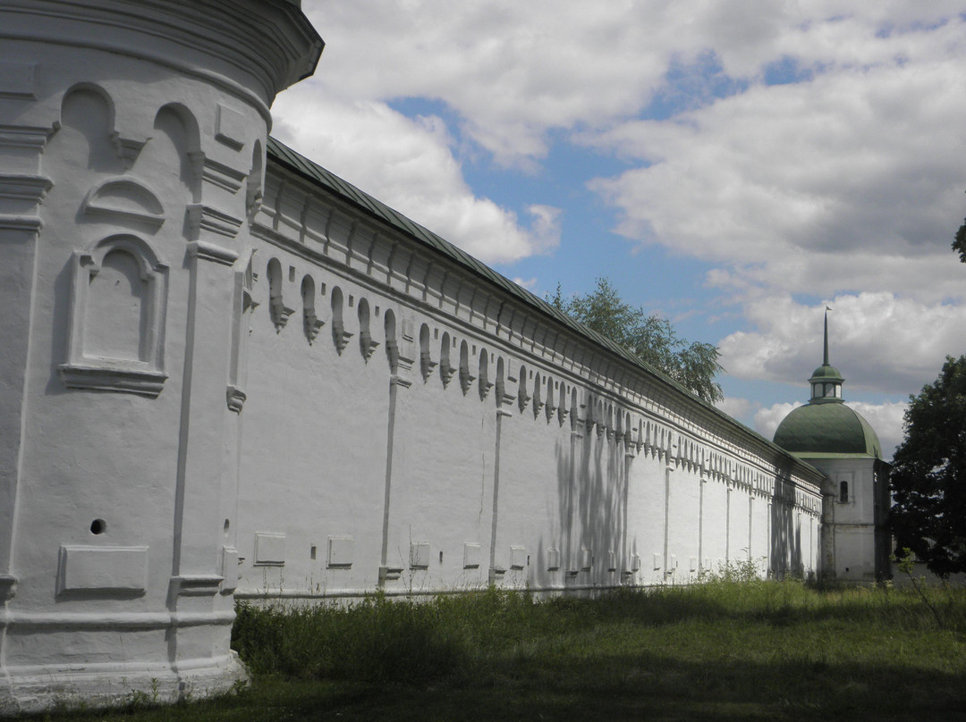 Our Savior and Transfiguration Monastery-Novhorod-Siverskyi必去景点