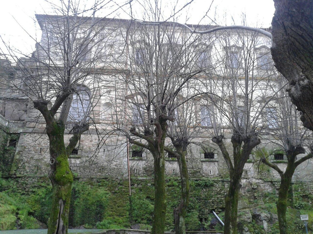 Fonte Papacqua-Soriano nel Cimino必去景点