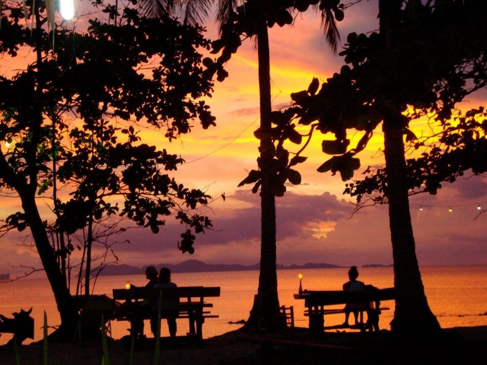 裕姆岛餐馆和美食-Golden Pearl Beach Restaurant