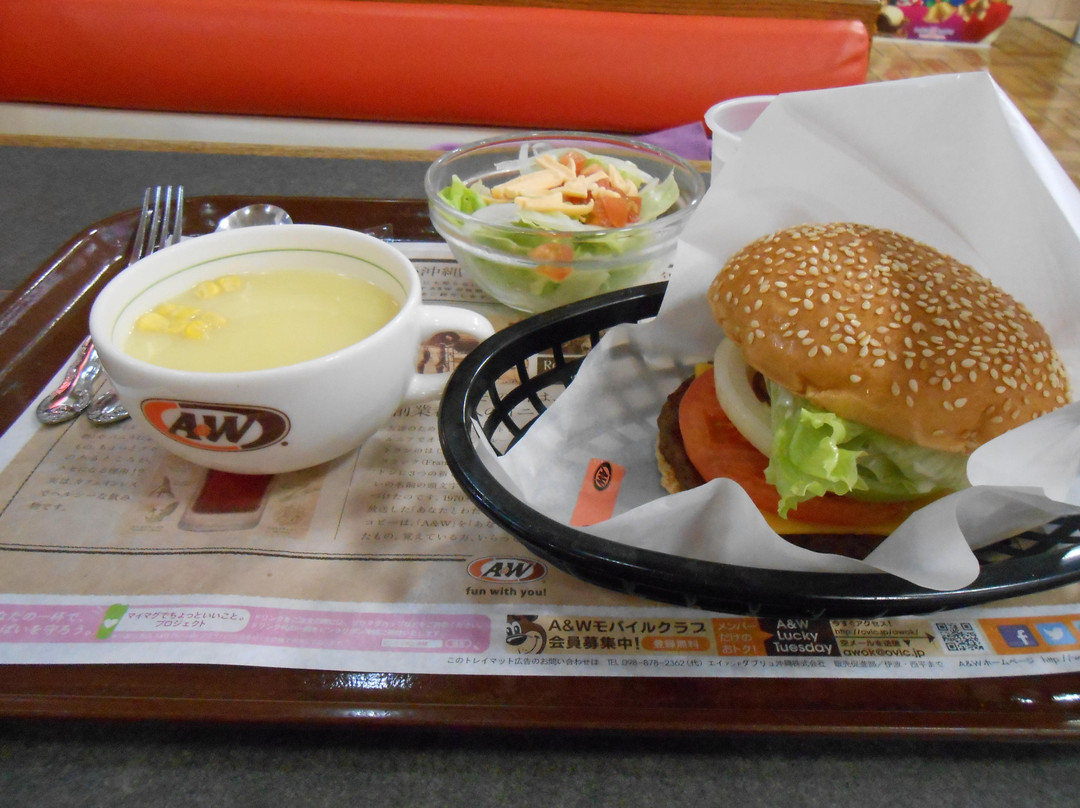 A&W 名護店