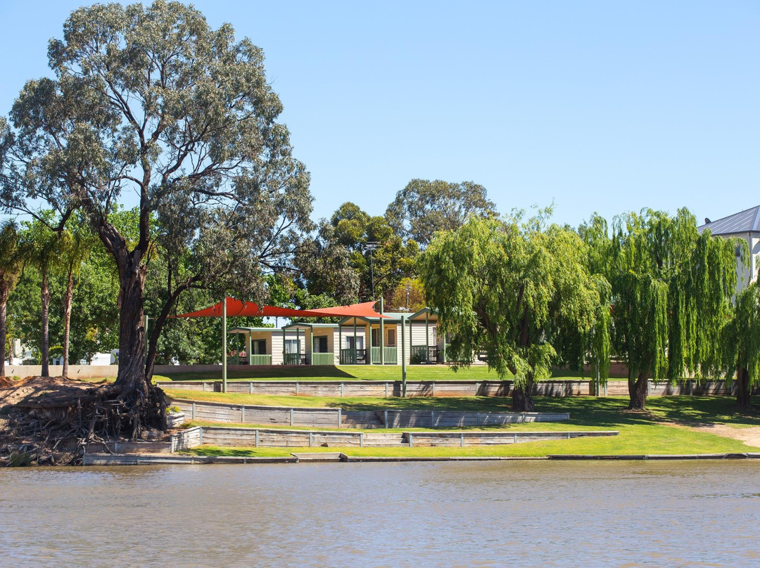 Euston Riverfront Caravan Park