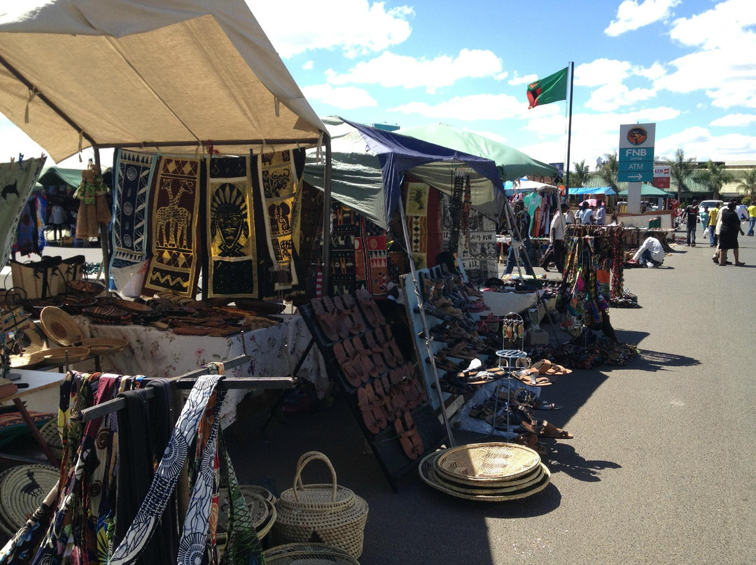 Pakati Sunday Market-卢萨卡必去景点