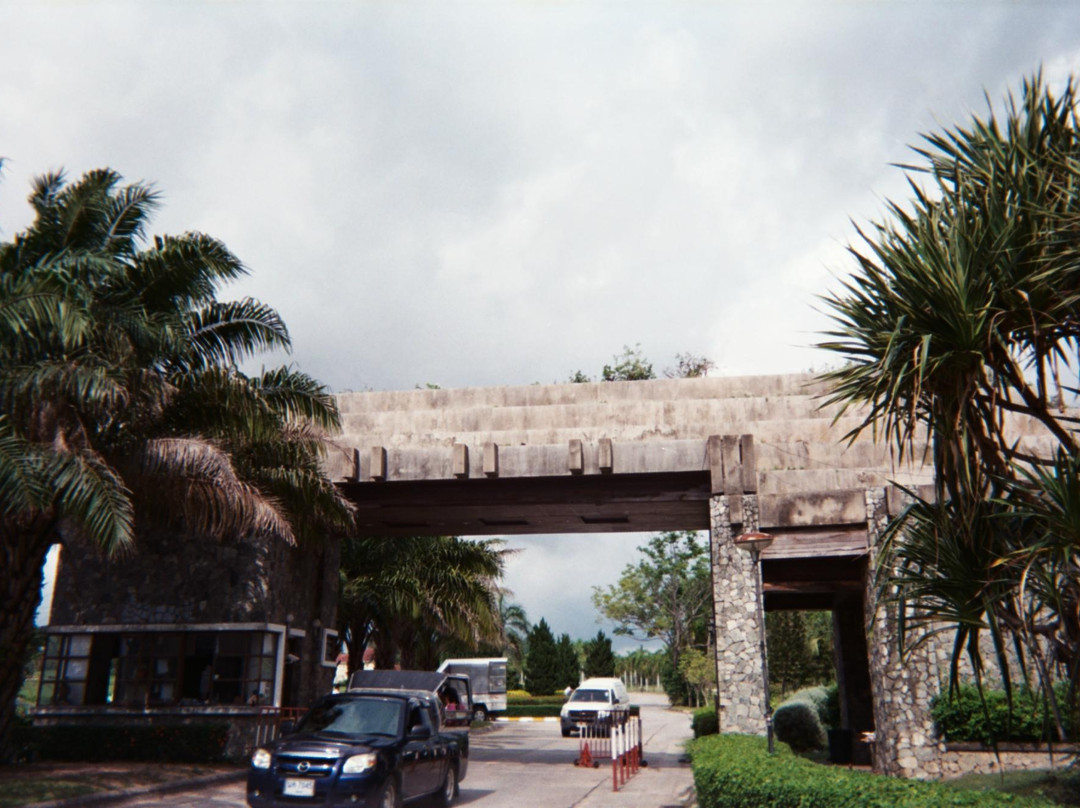 Burapha Golf Club-是拉差必去景点