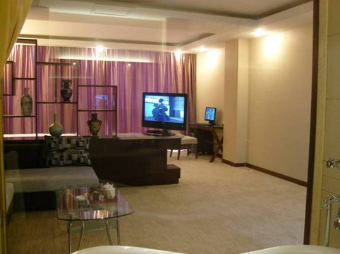 滨江假日酒店主图