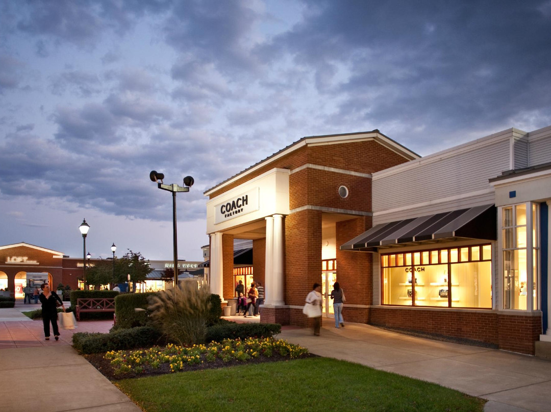 利斯堡角奥特莱斯名品折扣购物中心-Leesburg必去景点