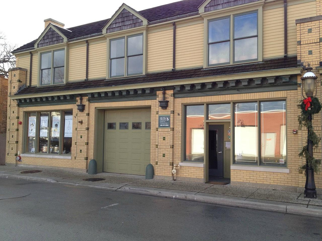 Quincy Street Distillery-Riverside必去景点