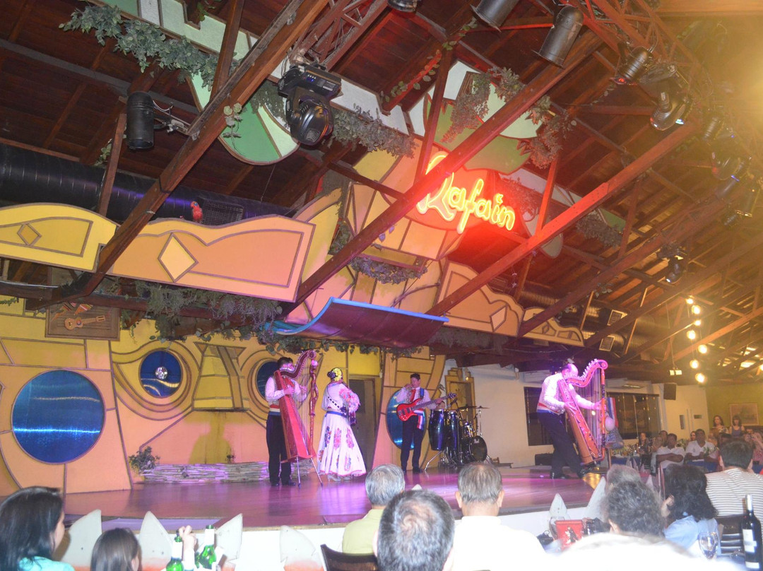 Rafain Churrascaria Show-伊瓜苏必去景点