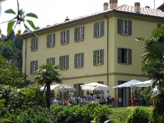 San Fermo della Battaglia酒店住宿-B&B Villa Adelaide
