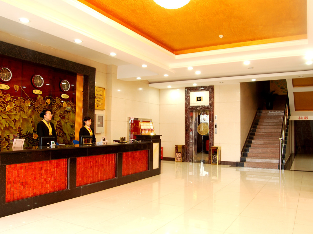 清水大酒店主图