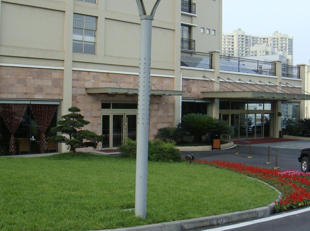 国宾花园酒店主图