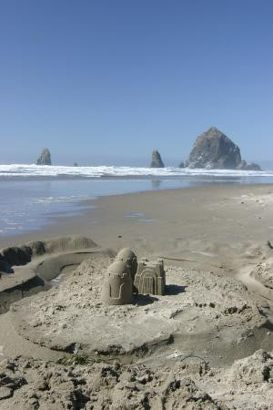 Cannon Beach-坎农比奇必去景点