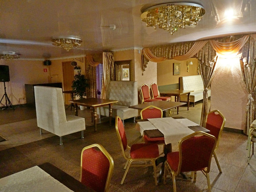 Restorany Dvorik Renessans