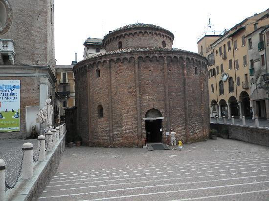 Rotonda di San Lorenzo景点图片
