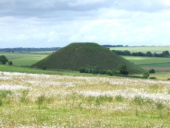 West Kennet Long Barrow-埃夫伯里必去景点
