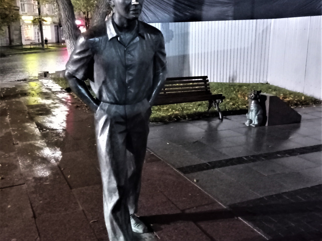 Action Hero of O.P. Tabakov Monument-萨拉托夫必去景点