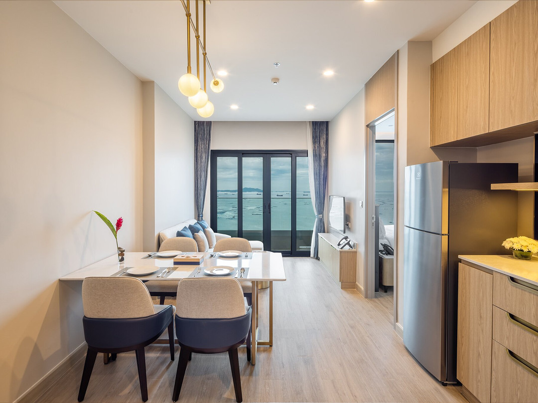 S. Sriracha Hotel & Residence主图