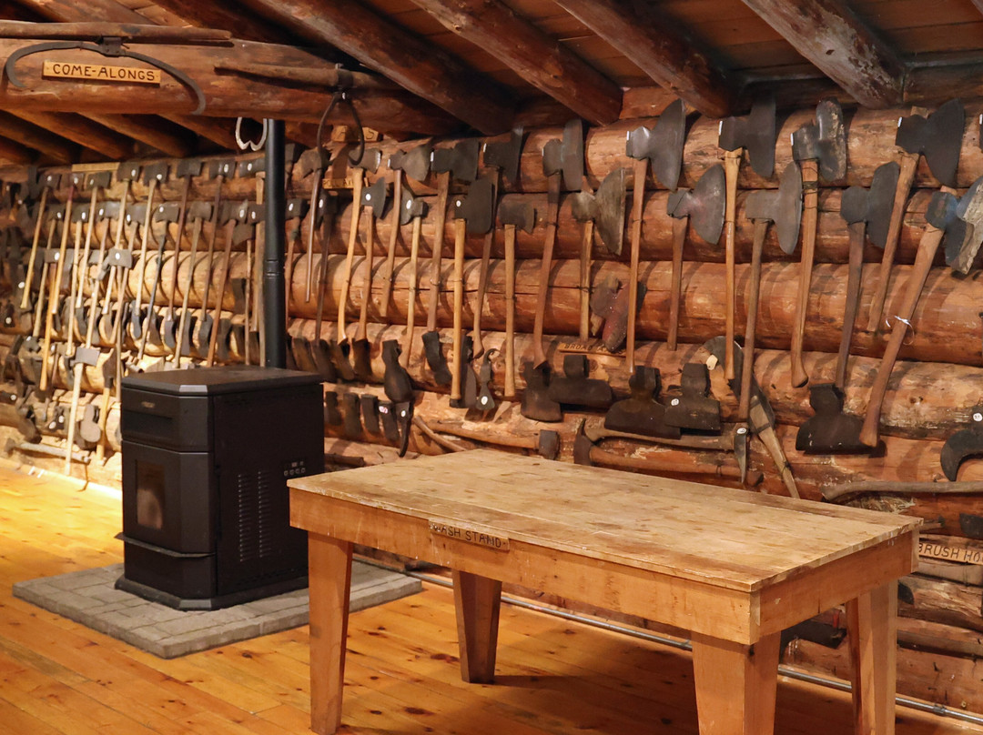 Menominee Logging Museum-Keshena必去景点