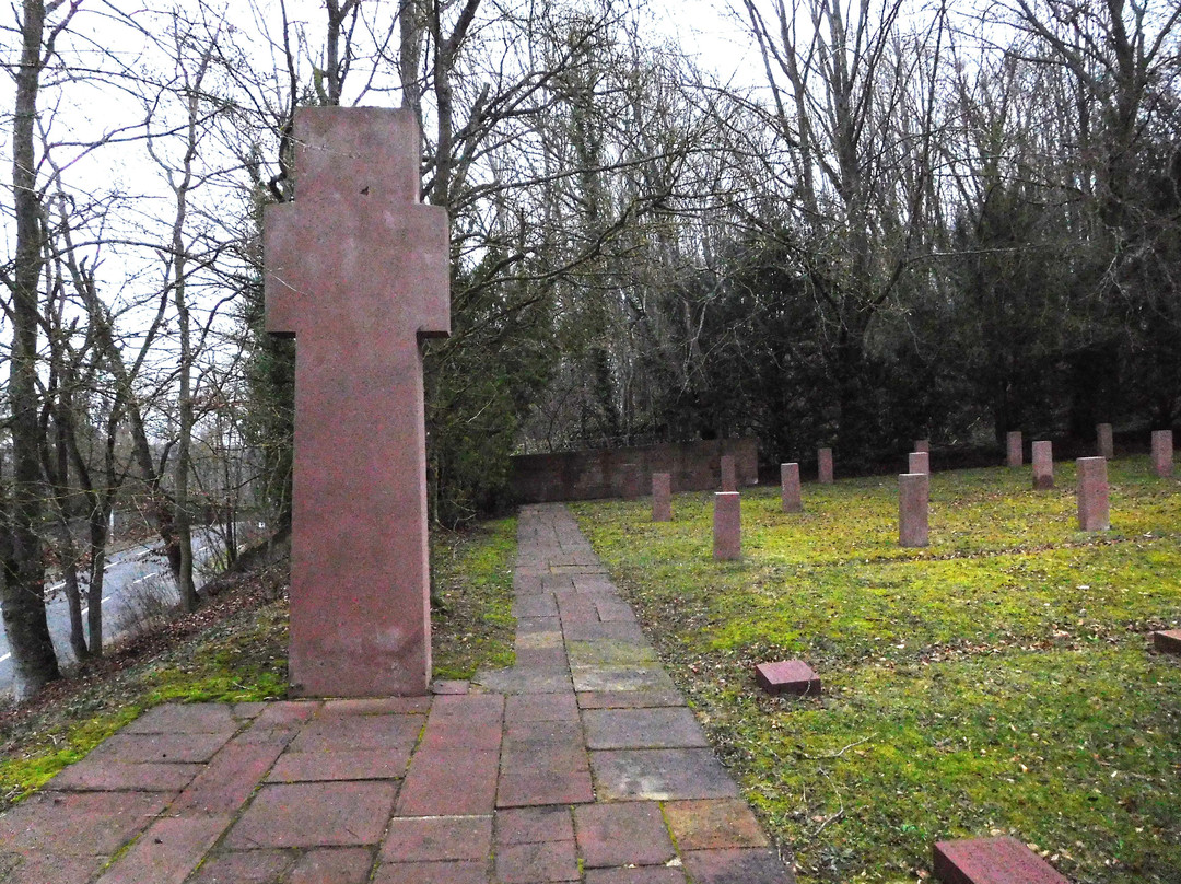 Deutscher Soldatenfriedhof-博韦必去景点