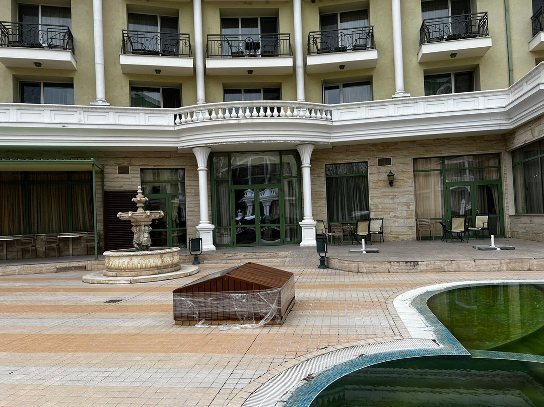 Romance Family Suites Hotel主图