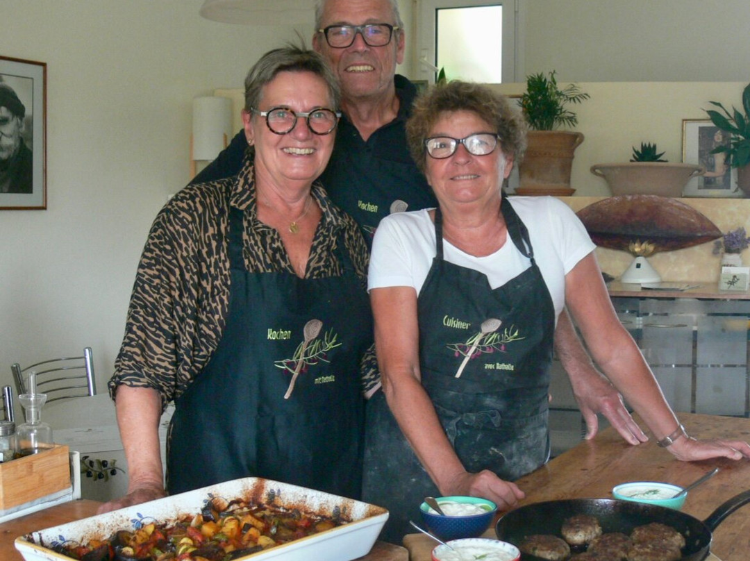 Cooking with Nathalie-Kalamaki必去景点