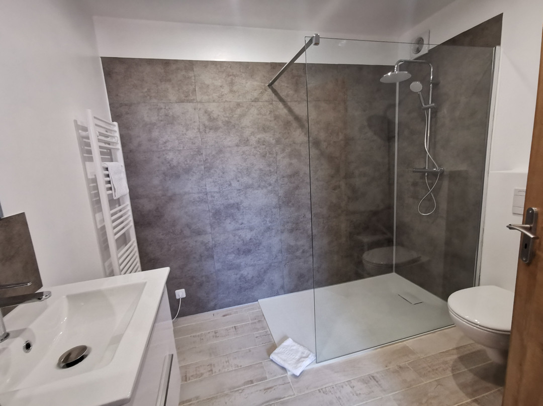 Source De La Vallée主图