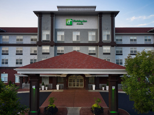 Cross Plains酒店住宿-Holiday Inn & Suites Madison West - Middleton By IHG