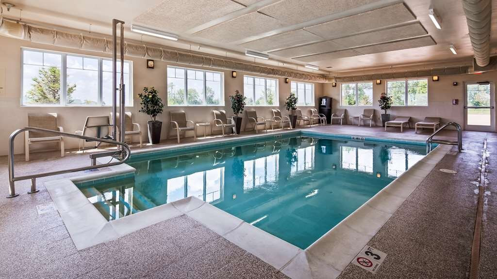 Green Mill Village Hotel & Suites, BW Signature Collection主图