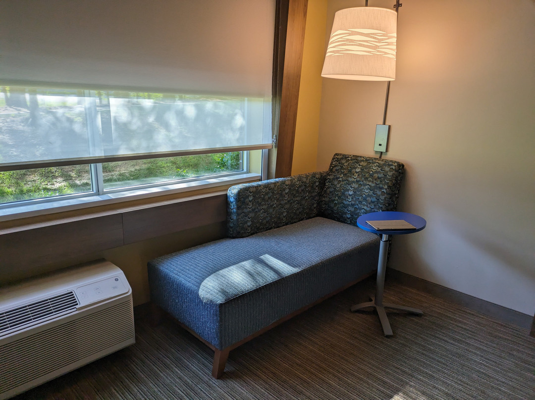 Holiday Inn Express & Suites Charlotte - Ballantyne By IHG主图